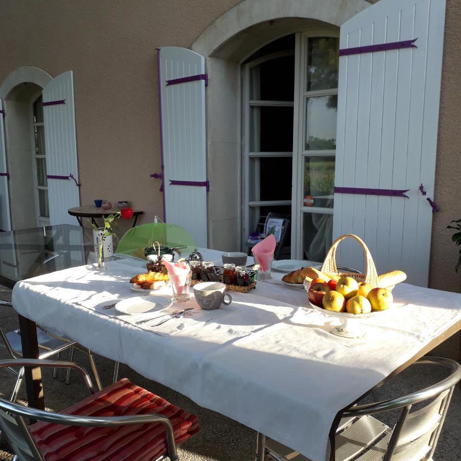 Vents D'Anges Bed & Breakfast Sainte-Cécile-les-Vignes Екстериор снимка