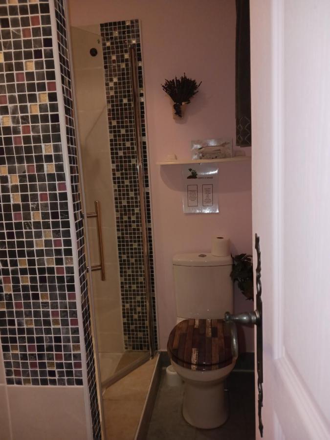 Vents D'Anges Bed & Breakfast Sainte-Cécile-les-Vignes Екстериор снимка