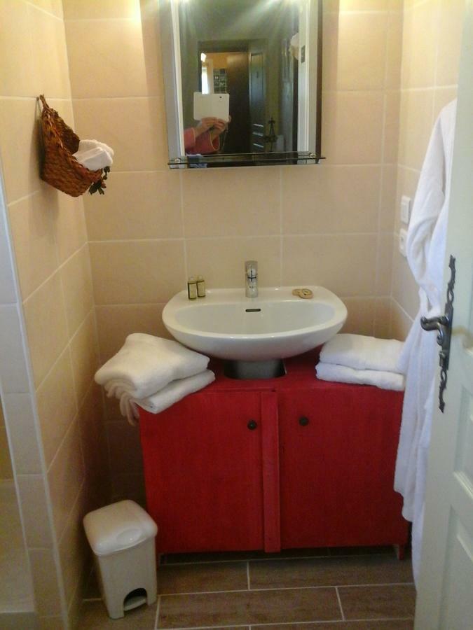 Vents D'Anges Bed & Breakfast Sainte-Cécile-les-Vignes Екстериор снимка