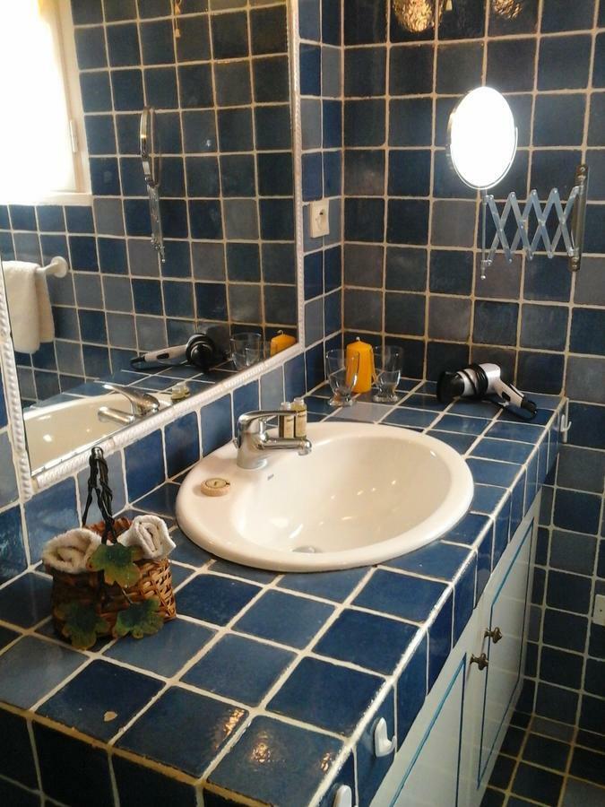 Vents D'Anges Bed & Breakfast Sainte-Cécile-les-Vignes Екстериор снимка