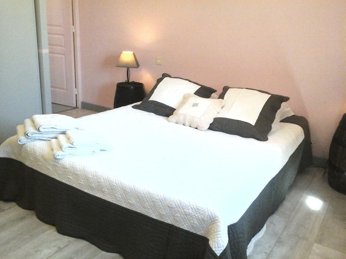 Vents D'Anges Bed & Breakfast Sainte-Cécile-les-Vignes Екстериор снимка